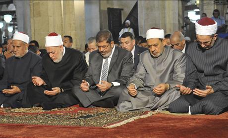 Egypt's Mohamed Morsi prayer