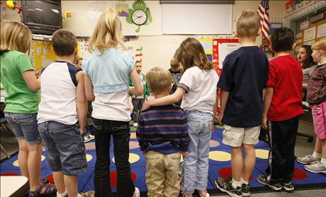 To match Reuters-Life! story LIFE-DWARFISM