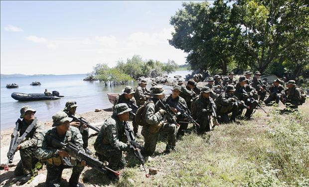 U.S. marines military amphibious raid