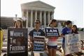 Pro-life Demonstrators at Supreme Court
